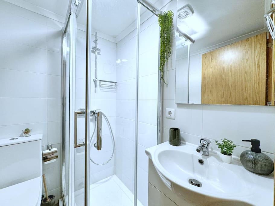 Botanique Nest By Homeful Homes Lissabon
