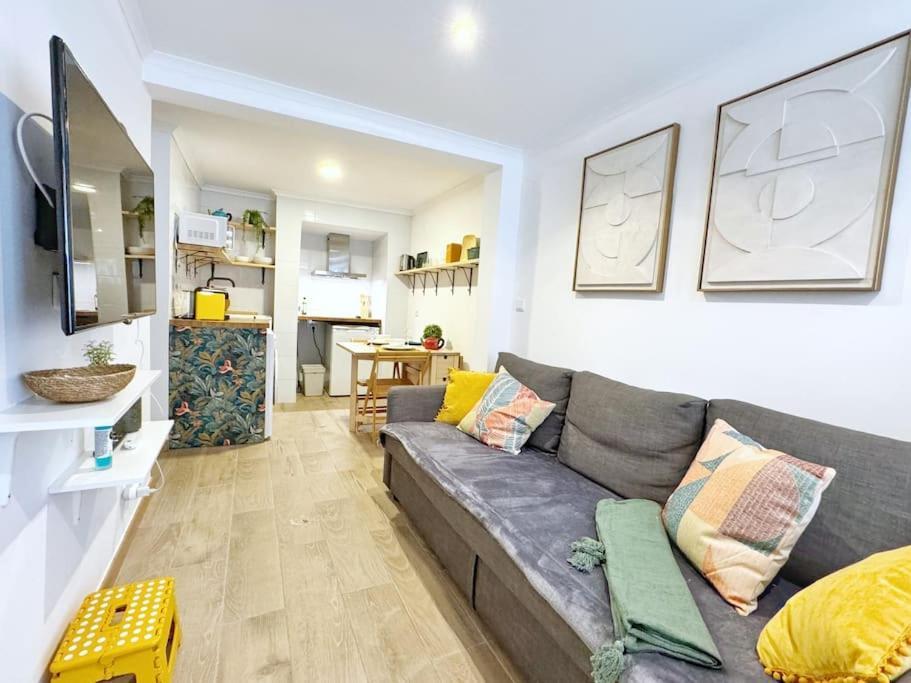 Apartment Botanique Nest By Homeful Homes *